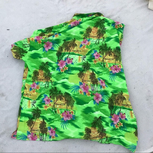 Knit Knot Hawaiian Button Up - Picture 5 of 6